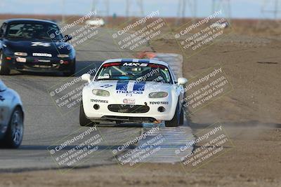 media/Jan-14-2024-CalClub SCCA (Sun) [[2b2dc9dce5]]/Group 7/Outside Grapevine/